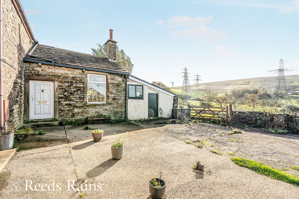 Main image of 3 bedroom Semi Detached Property for sale, Rossendale Avenue, Burnley, Lancashire, BB11