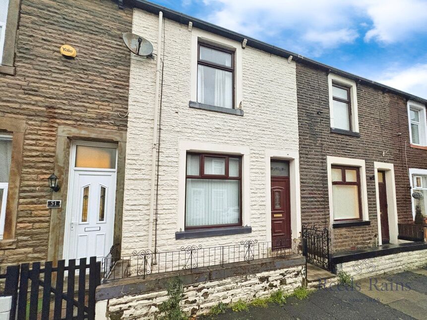 Main image of 2 bedroom Mid Terrace House to rent, Dorset Street, Burnley, Lancashire, BB12