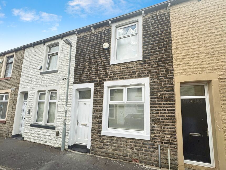 Main image of 2 bedroom Mid Terrace House to rent, Scarlett Street, Burnley, Lancashire, BB11