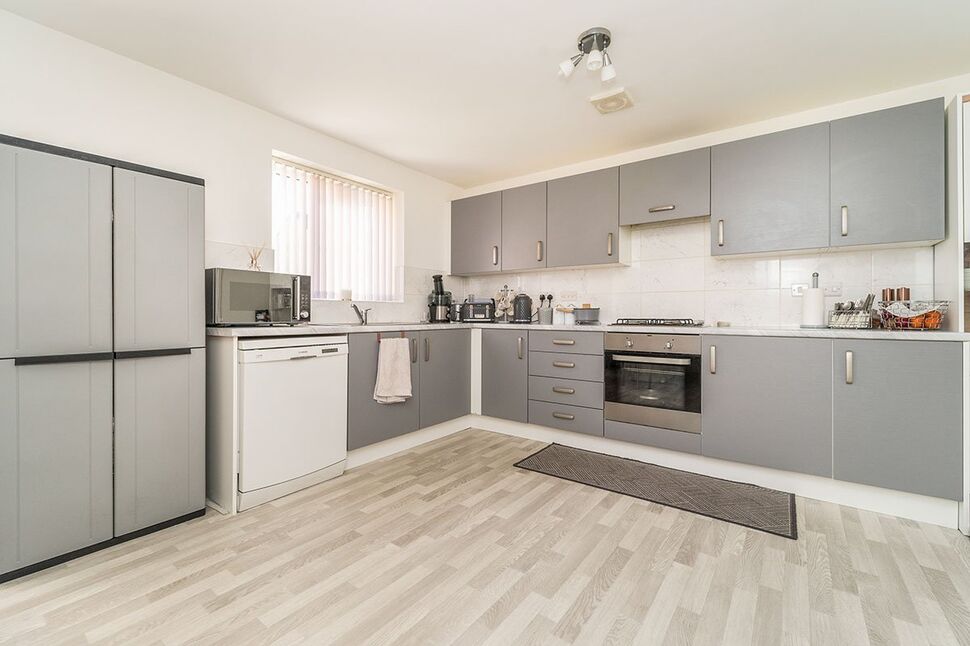 Main image of 4 bedroom Semi Detached House to rent, New Hall Street, Burnley, Lancashire, BB10