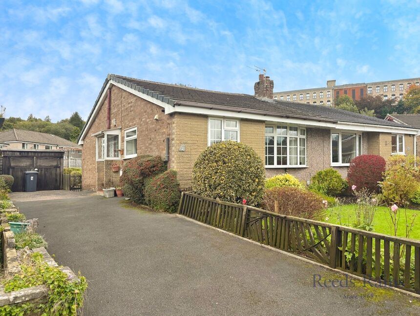 Main image of 2 bedroom Semi Detached Bungalow to rent, Chatburn Park Avenue, Brierfield, Lancashire, BB9