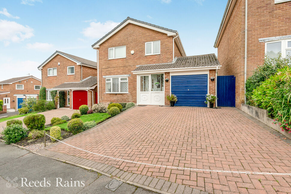 Main image of 4 bedroom Detached House for sale, Healdwood Drive, Burnley, Lancashire, BB12