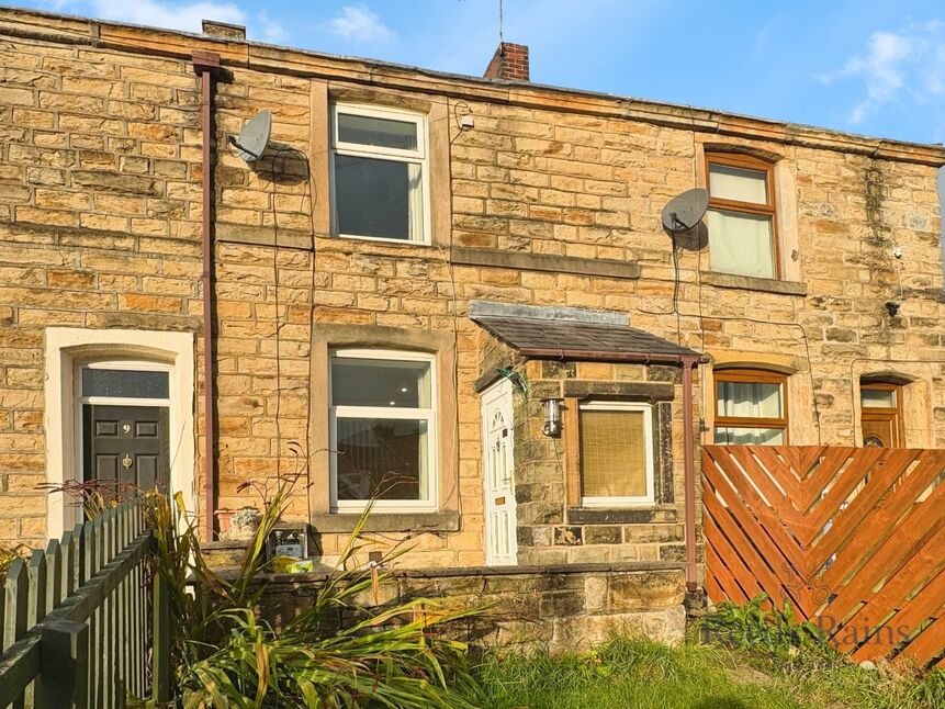 Main image of 2 bedroom Mid Terrace House to rent, Garden Street, Padiham, Lancashire, BB12