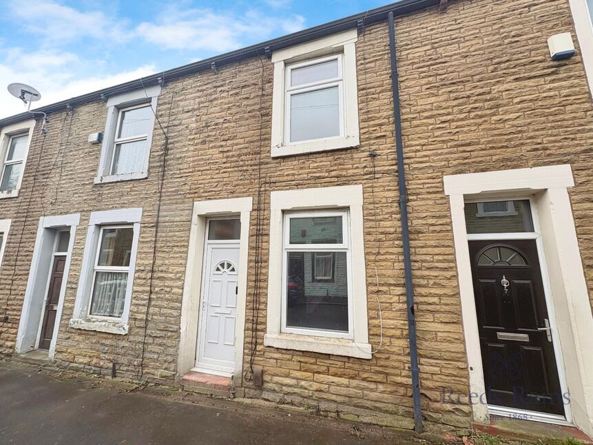 Main image of 2 bedroom Mid Terrace House to rent, Eastham Street, Burnley, Lancashire, BB10