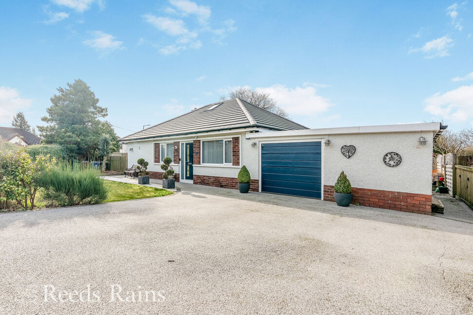 Main image of 3 bedroom Detached Bungalow for sale, Townfield Avenue, Burnley, Lancashire, BB10