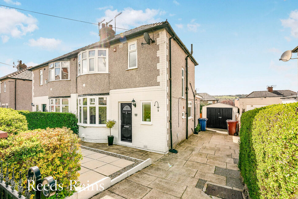 Main image of 3 bedroom Semi Detached House for sale, Coleshill Avenue, Burnley, Lancashire, BB10