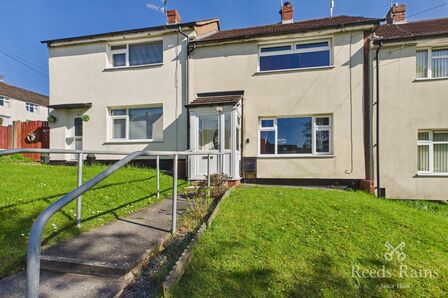 Deerstone Avenue, 2 bedroom Mid Terrace House for sale, &pound;100,000