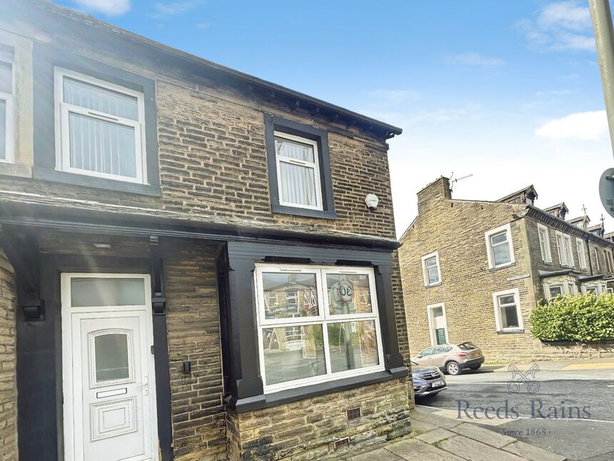 Main image of 3 bedroom End Terrace House to rent, Padiham Road, Burnley, Lancashire, BB12
