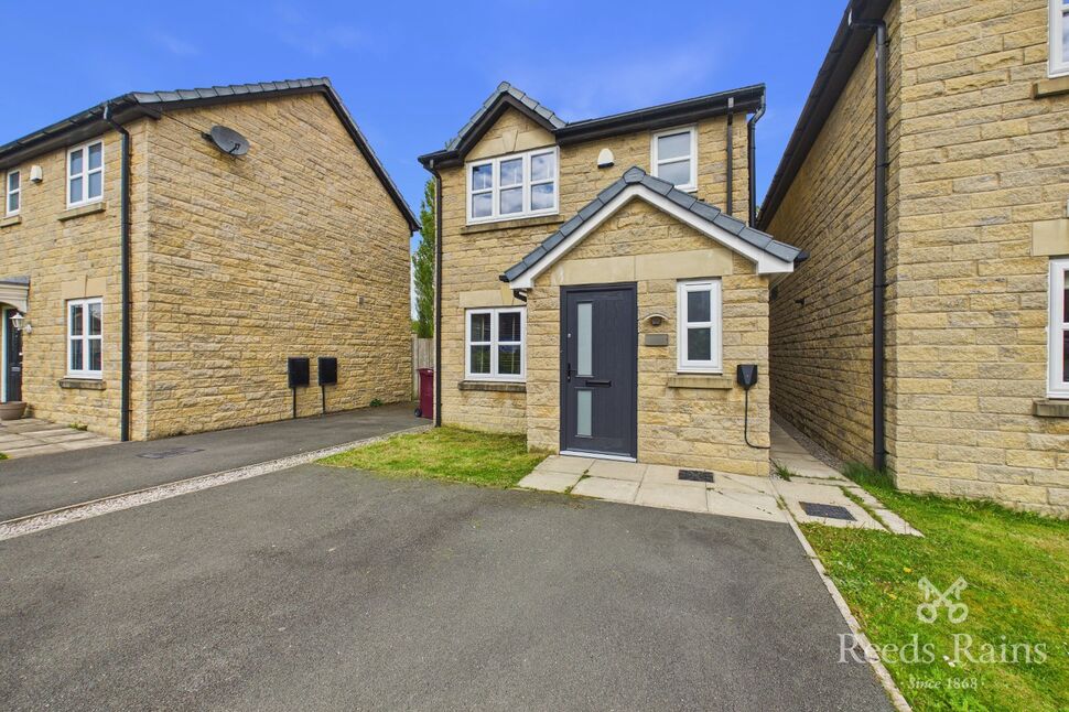 Main image of 3 bedroom Detached House for sale, Maden Fold Close, Lancashire, BB12
