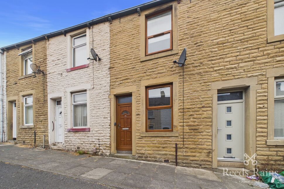 Main image of 2 bedroom Mid Terrace House to rent, Reed Street, Burnley, Lancashire, BB11