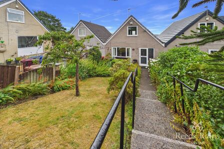 3 bedroom Mid Terrace House for sale