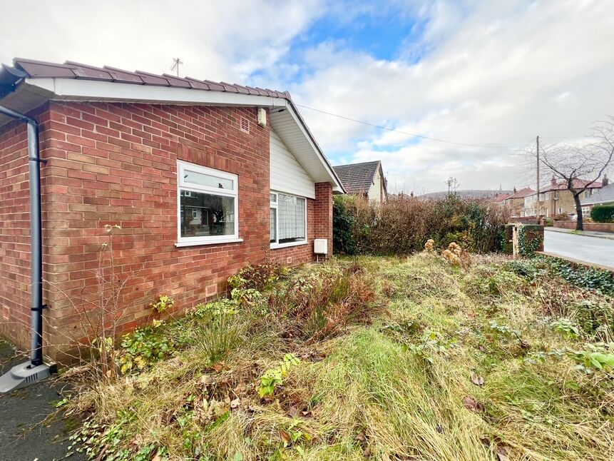 2 bedroom Detached Bungalow for sale, Stretton Road, Ramsbottom, BL0