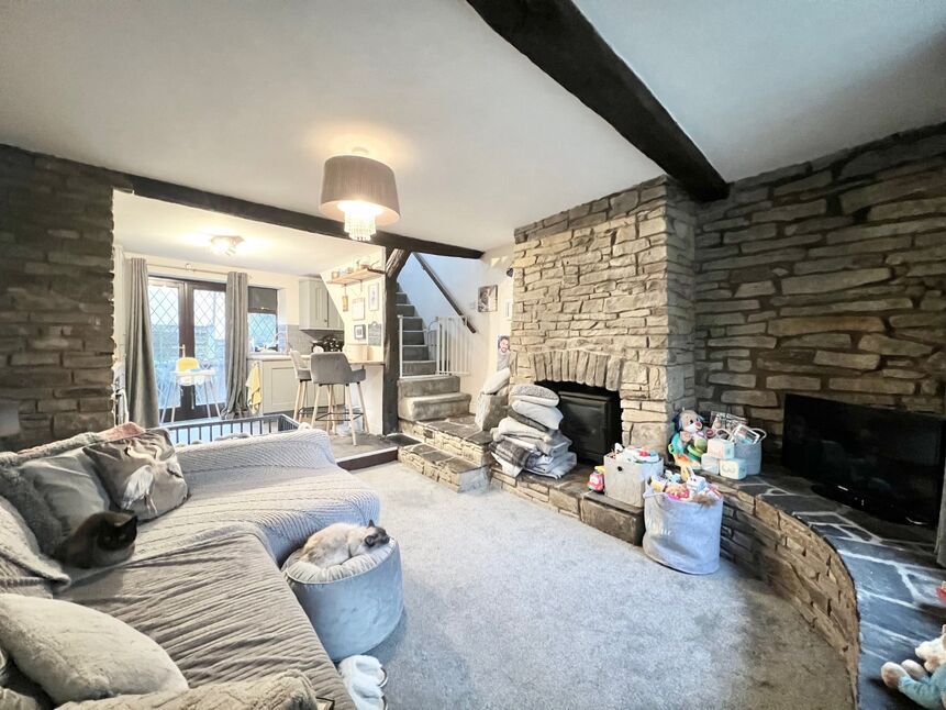 2 bedroom Mid Terrace House for sale, Bury Old Road, Ainsworth, BL2 £