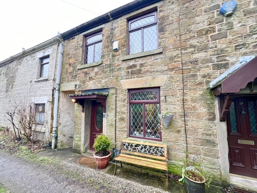 2 bedroom Mid Terrace House for sale, Bury Old Road, Ainsworth, BL2 £