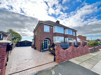 Throstle Grove, 3 bedroom Semi Detached House for sale, £360,000