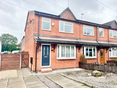 Ryecroft Avenue, 3 bedroom Semi Detached House for sale, £269,950