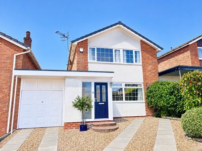 3 bedroom Link Detached House for sale