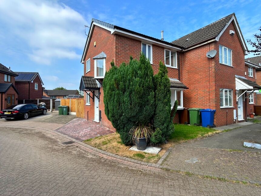 Main image of 3 bedroom End Terrace House for sale, Tweedsdale Close, Whitefield, Greater Manchester, M45