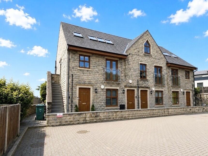 Main image of 2 bedroom Flat for sale, Bolton Road West, Ramsbottom, Greater Manchester, BL0