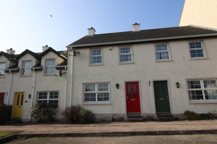 3 bedroom Mid Terrace House to rent