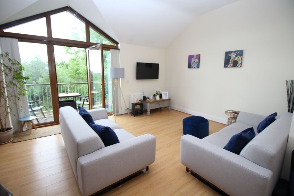 Spacious Open Plan Lounge / Kitchen / Dining Area