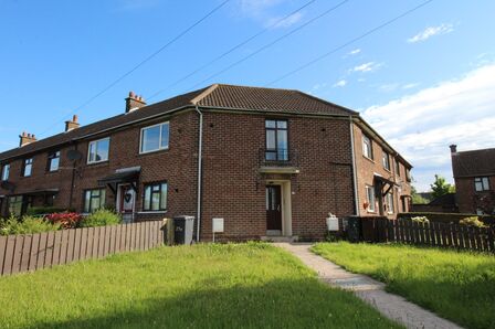 Islandmagee Road, 2 bedroom Flat to rent, &pound;600 pcm