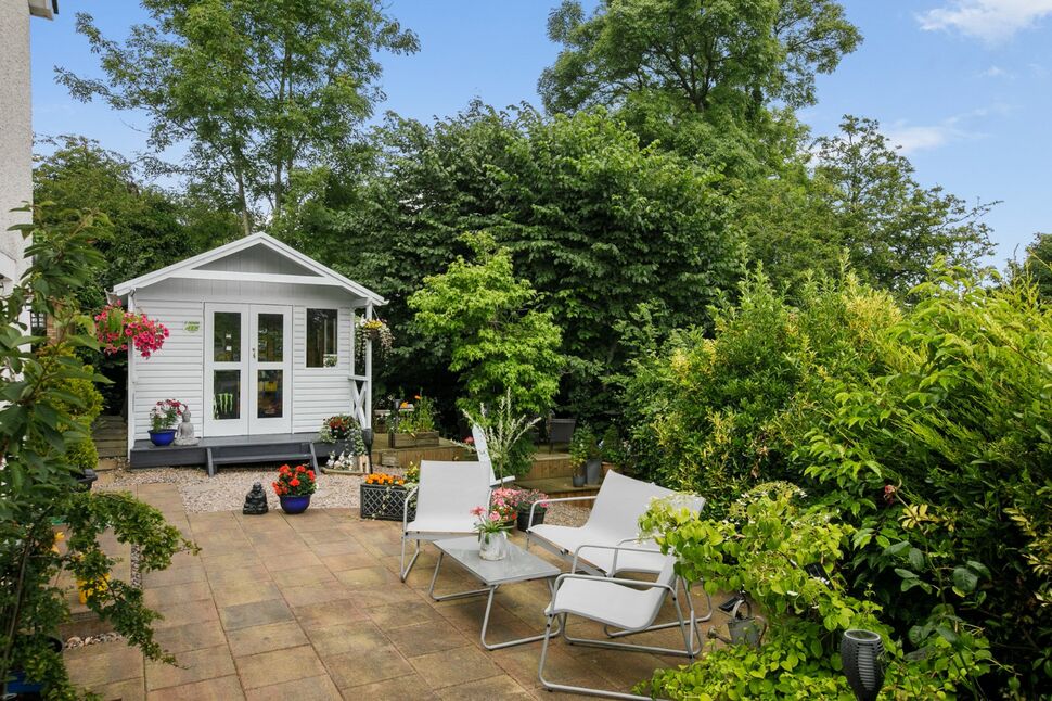 5 bedroom Detached House for sale, Woodlands, Ballycarry, BT38 £299,950