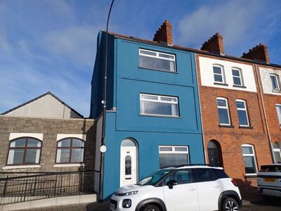 Scotch Quarter, 4 bedroom End Terrace House to rent, &pound;1,100 pcm