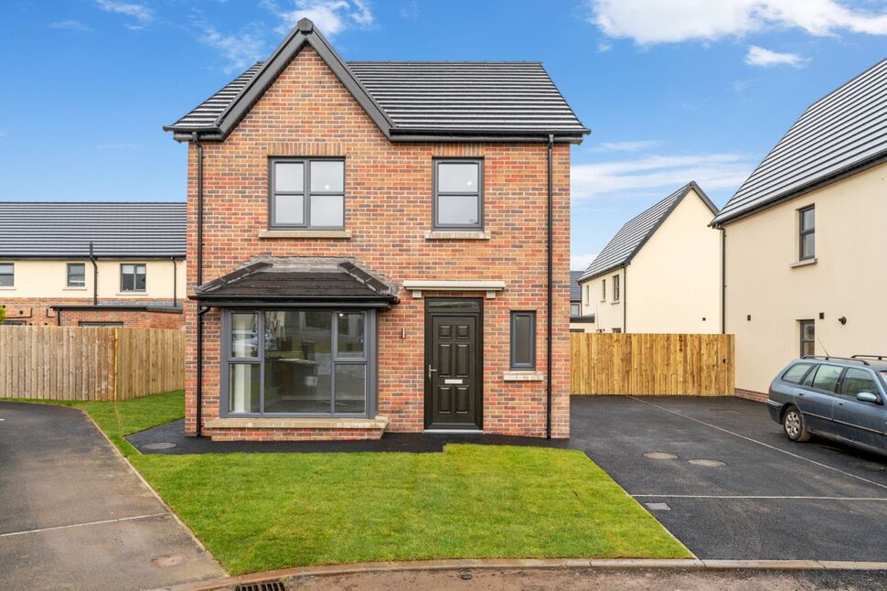 3 bedroom Detached House for sale, Carnlea Wood, Monkstown Road, BT37
