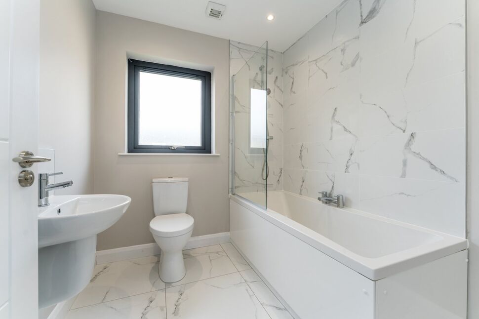 3 bedroom Detached House for sale, Carnlea Wood, Monkstown Road, BT37