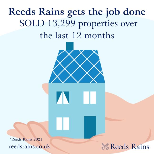 3 bedroom Mid Terrace House for sale, Coronation Road, Carrickfergus, BT38 £105,000