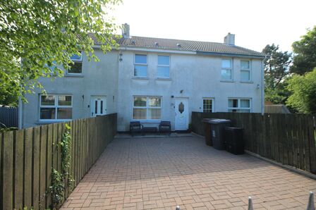 Hillside Park, 2 bedroom Mid Terrace House for sale, £110,000