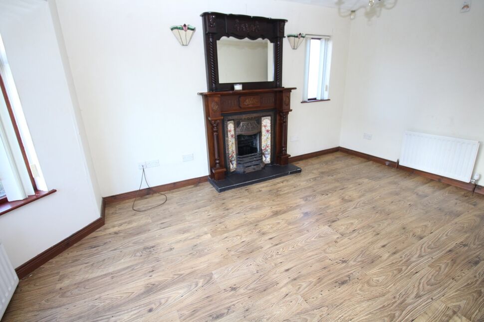 2 bedroom Detached Bungalow for sale, Belfast Road, Carrickfergus, BT38