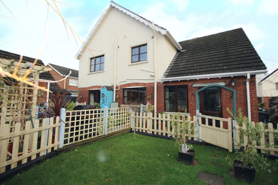 4 bedroom Detached House for sale, Kingsland Park, Carrickfergus, BT38