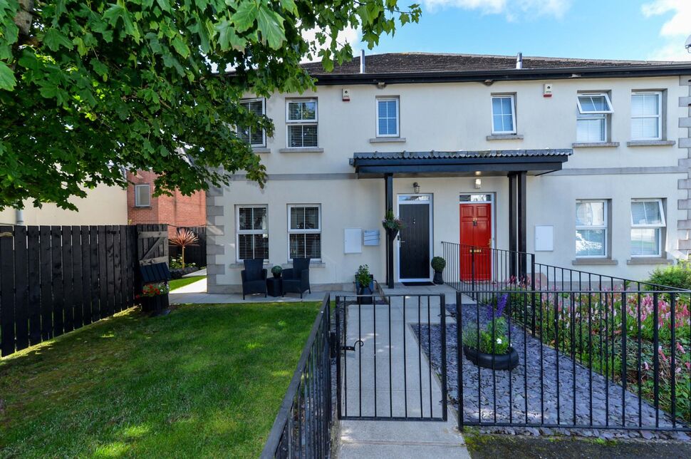 Main image of 2 bedroom End Terrace House for sale, Old Shore Court, Carrickfergus, County Antrim, BT38