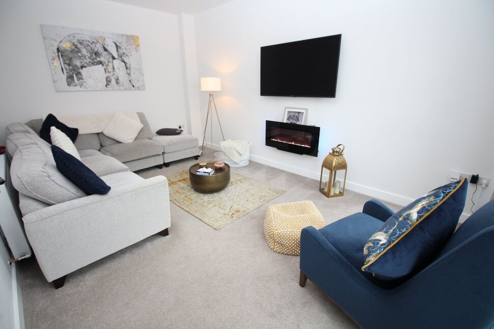 3 bedroom Semi Detached House for sale, Bashford Park Close