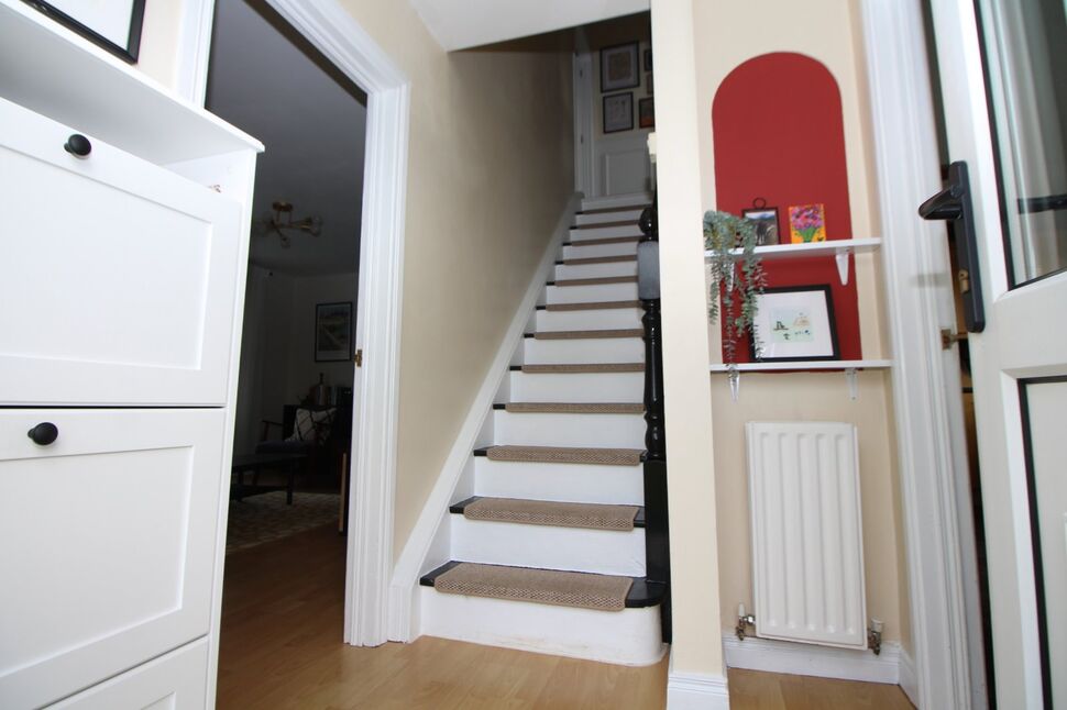 2 bedroom End Terrace House for sale, Minorca Drive, Carrickfergus, BT38 £130,000