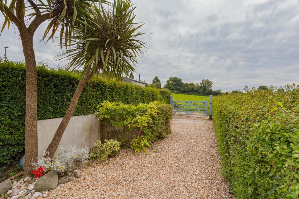 2 bedroom Mid Terrace Property for sale, Ballystrudder Road, Whitehead