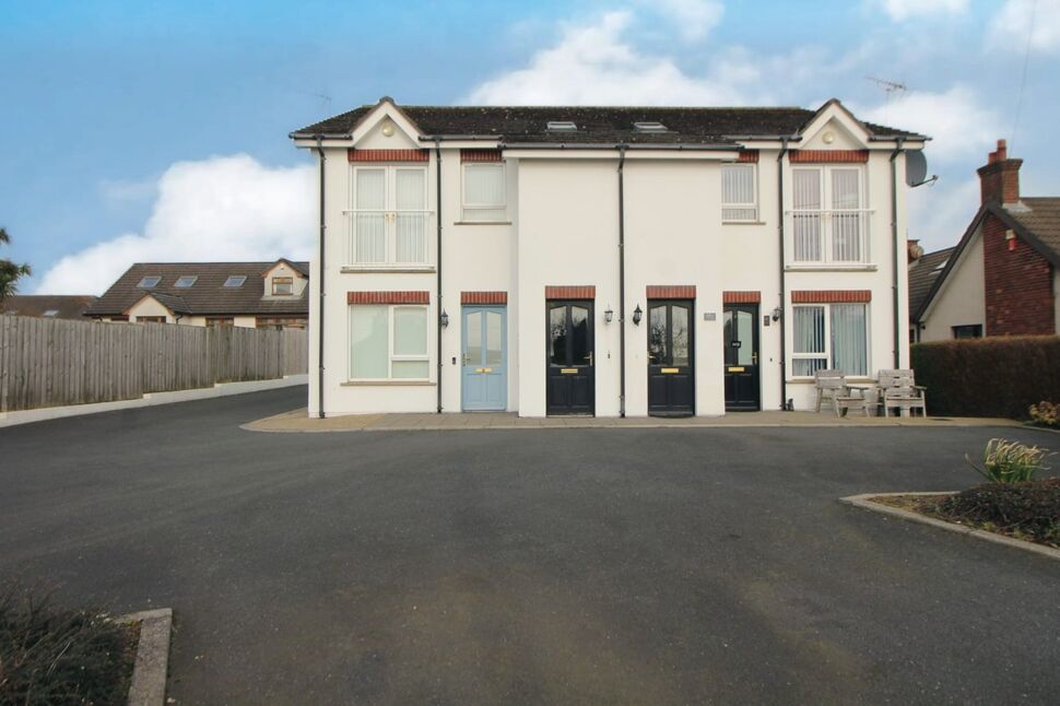 Main image of 2 bedroom Flat for sale, Larne Road, Carrickfergus, County Antrim, BT38