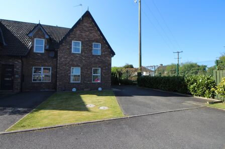 2 bedroom End Terrace House for sale