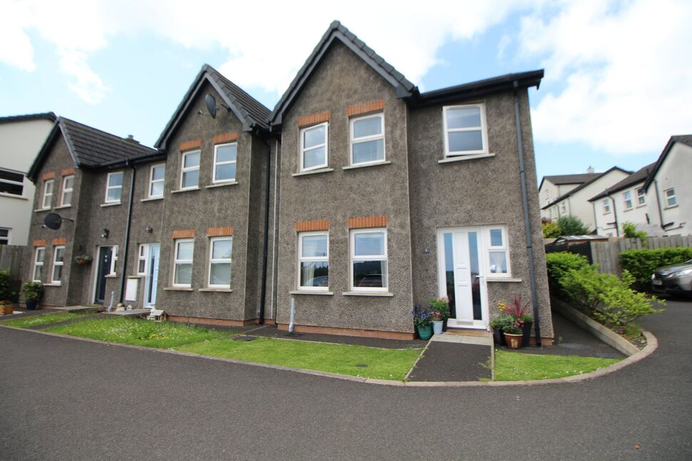 3 bedroom End Terrace House for sale