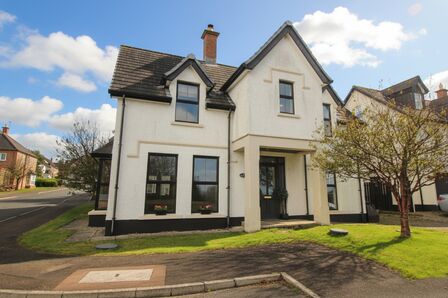 Lislaynan, 3 bedroom Detached House for sale, £239,950