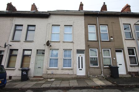 Nelson Street, 3 bedroom Mid Terrace House to rent, £775 pcm