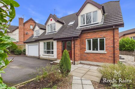 6 bedroom Detached House for sale