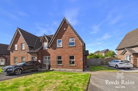 2 bedroom End Terrace House for sale