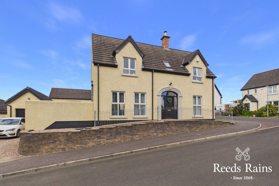 3 bedroom Detached House for sale