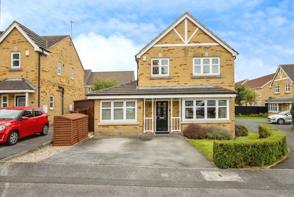 Main image of 4 bedroom Detached House for sale, Telford Close, Hightown, Castleford, West Yorkshire, WF10