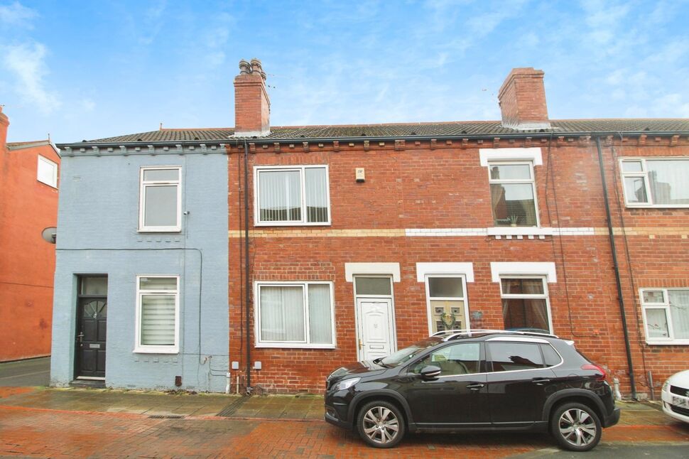 Main image of 2 bedroom Mid Terrace House to rent, Glebe Street, Castleford, West Yorkshire, WF10
