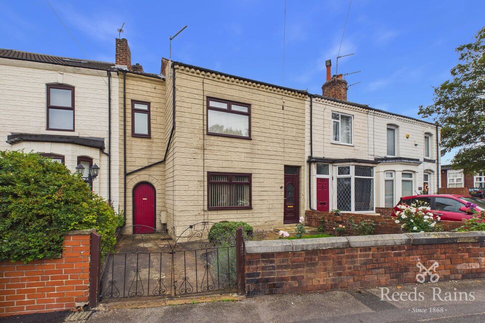Main image of 3 bedroom Mid Terrace House for sale, Beancroft Road, Castleford, West Yorkshire, WF10