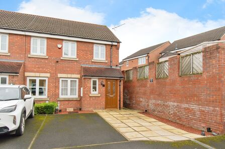 2 bedroom End Terrace House for sale